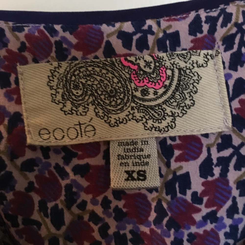 "Ecoté" Dress - Picture 3 of 4